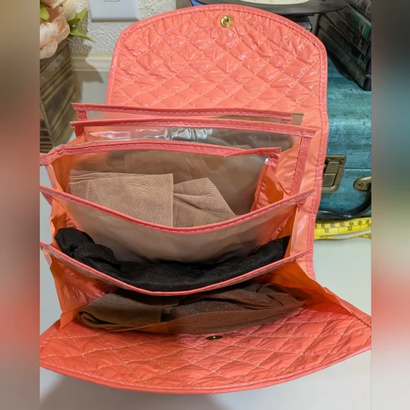 VTG Hosiery Bag w/7 Pairs Of Stockings - Picture 1 of 8